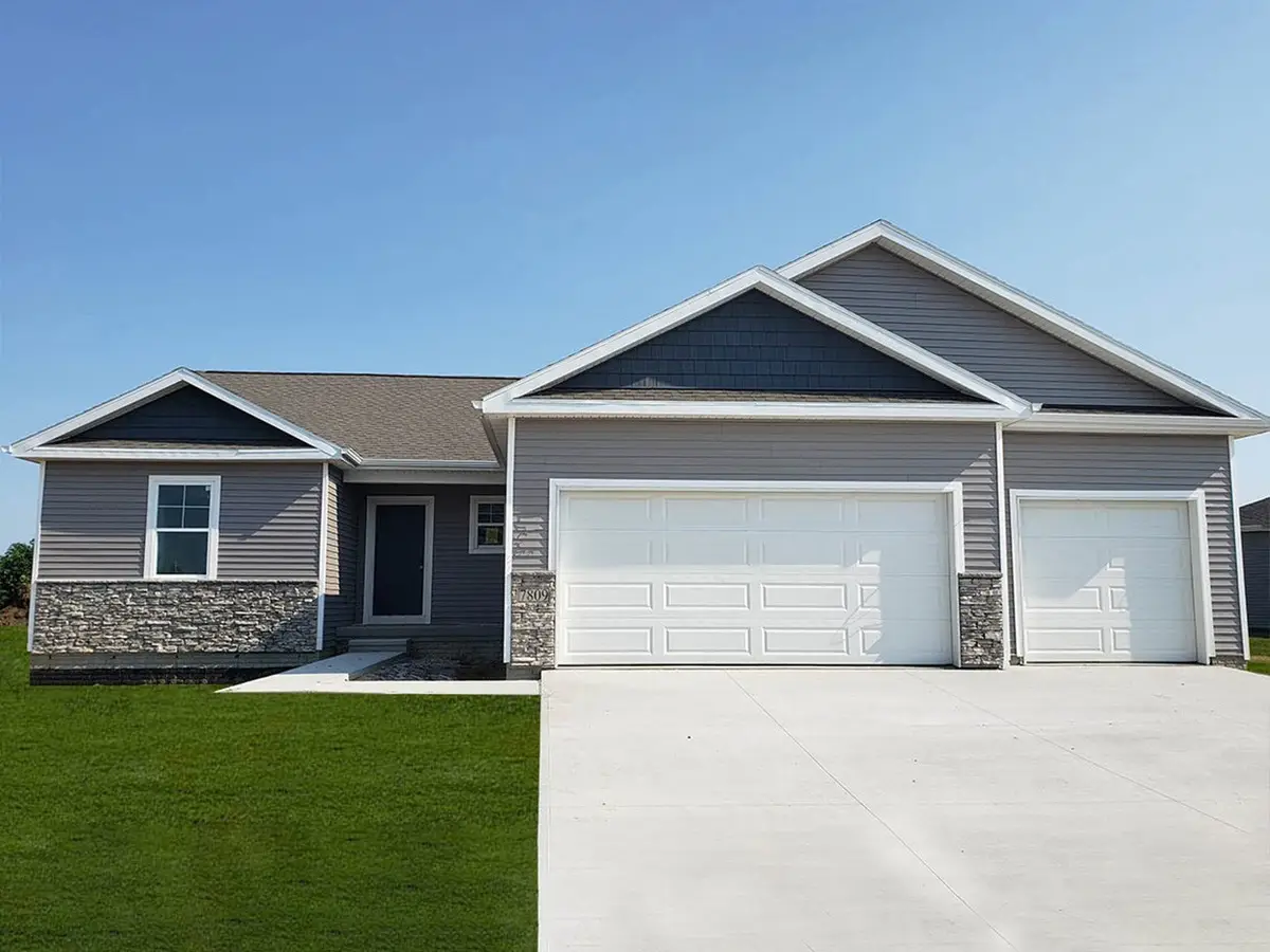 4738 173rd Street, Urbandale, IA 50322 - #1