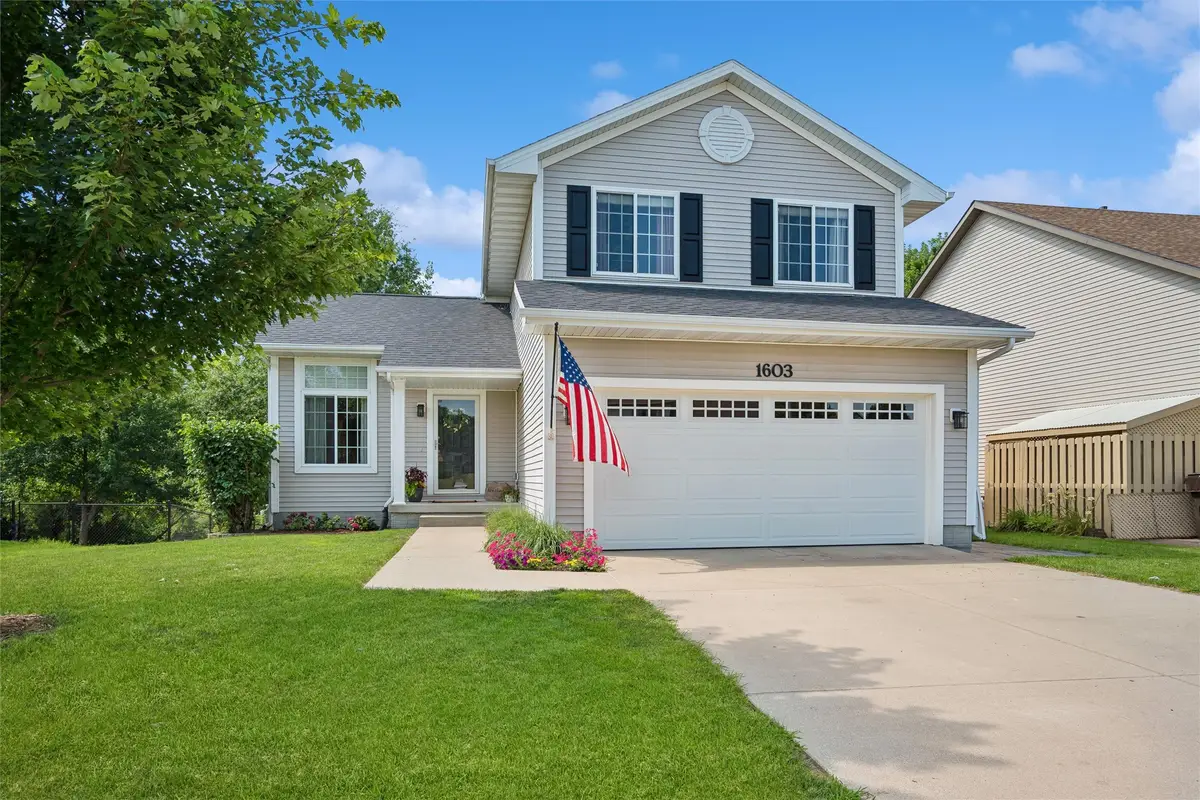 1603 E Boston Avenue, Indianola, IA 50125 - #1