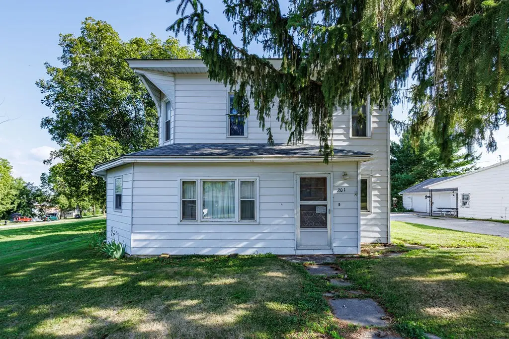 201 W 1st Street, Casey, IA 50048 - #1