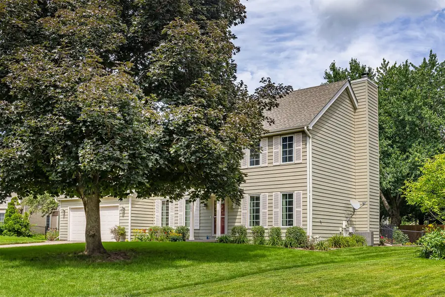 5849 Brentwood Circle, Johnston, IA 50131 - #3