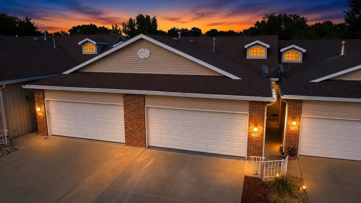 720 Kitterman Circle, Norwalk, IA 50211 - #1