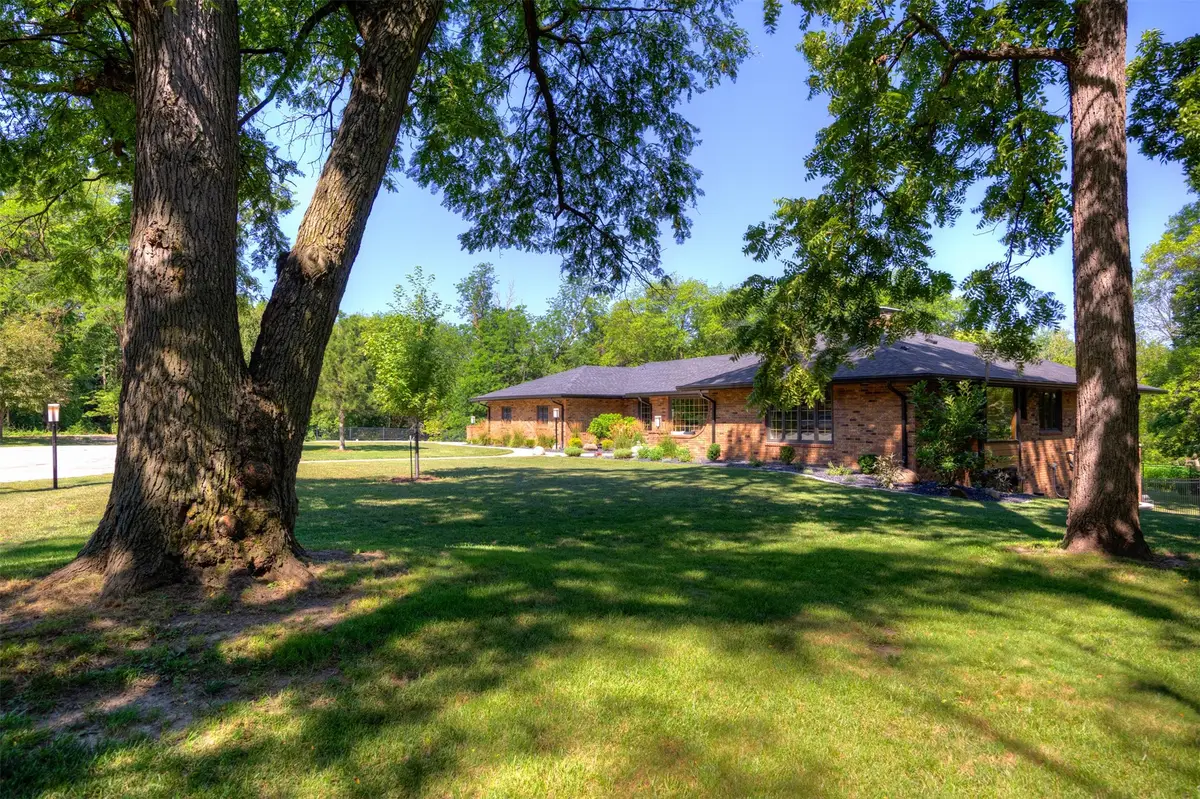 5154 Lower Beaver Road, Des Moines, IA 50310 - #1