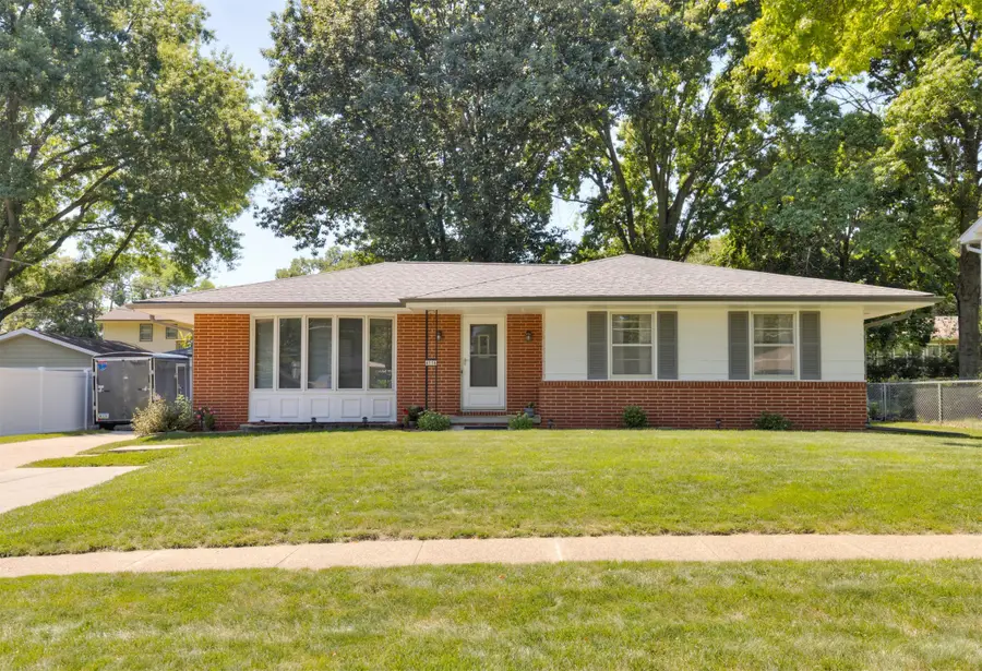 4116 74th Street, Urbandale, IA 50322 - #2