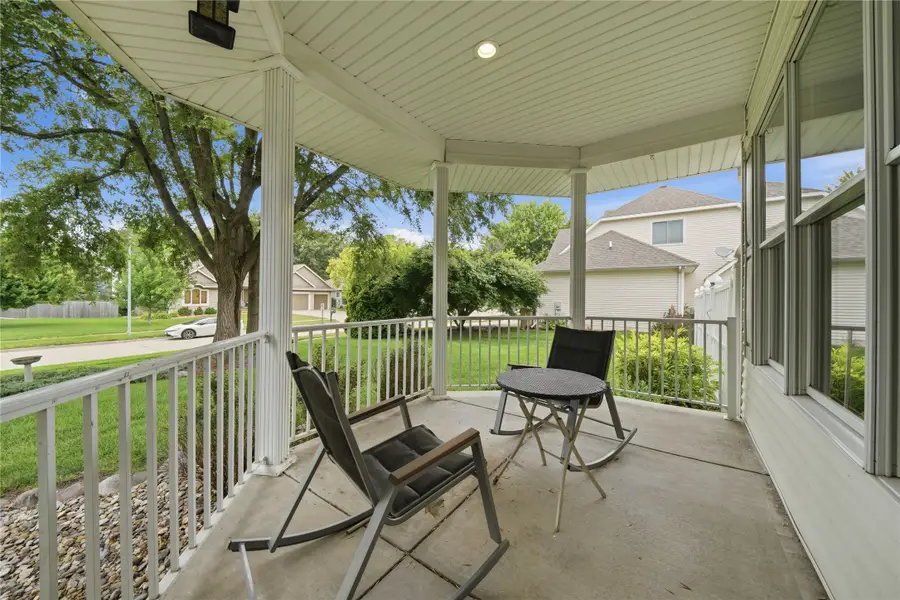 13228 Rocklyn Drive, Urbandale, IA 50323 - #3