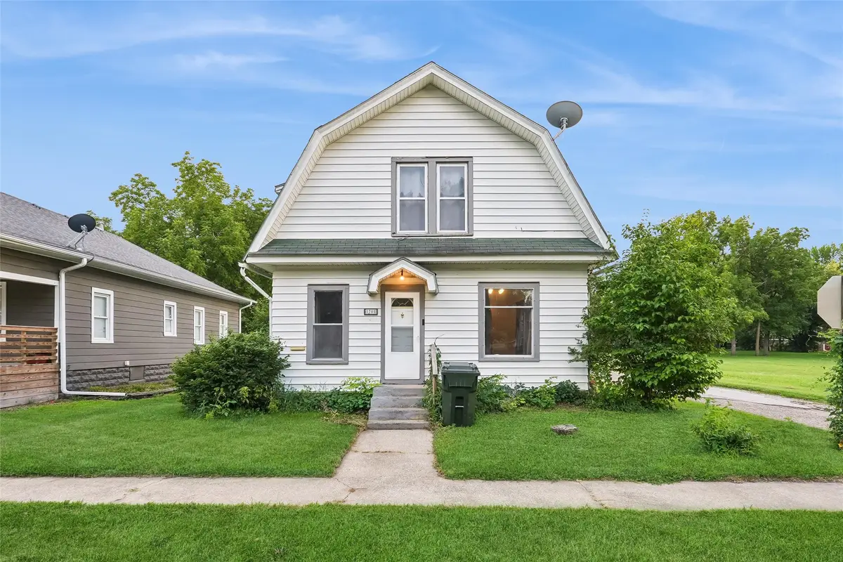 1705 Iowa Street, Perry, IA 50220 - #1
