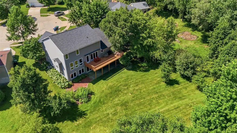3012 E Highview Drive, Des Moines, IA 50320 - #3