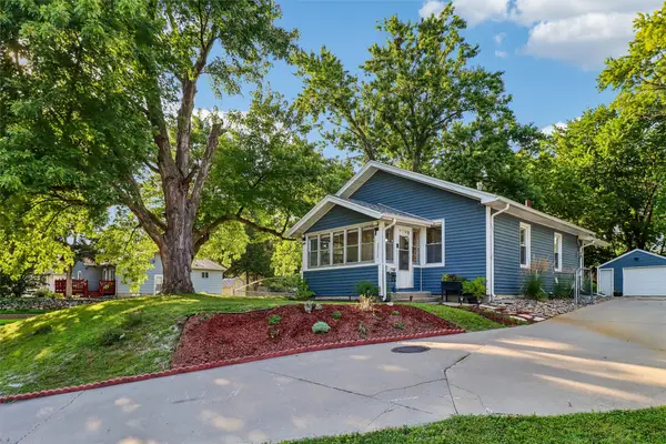 2800 Lyon Street, Des Moines, IA 50317
