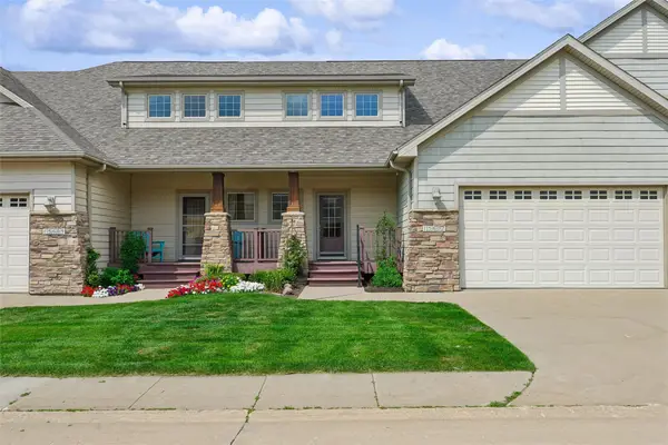 15607 Monroe Court, Urbandale, IA 50323