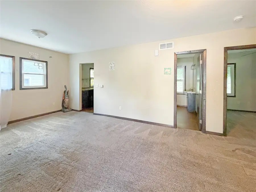 3114 S Union Street, Des Moines, IA 50315 - #2