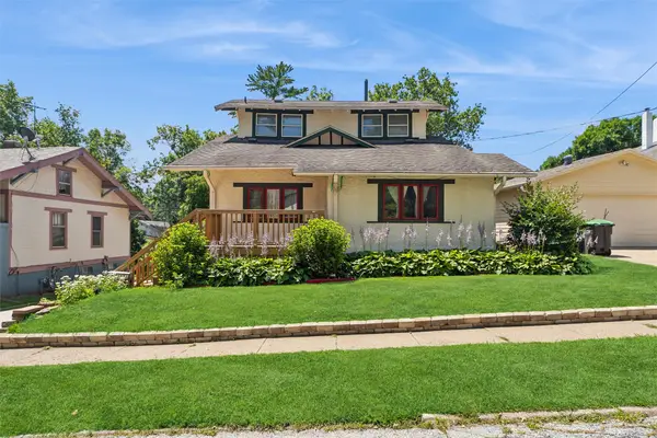 3828 Hunter Avenue, Des Moines, IA 50311