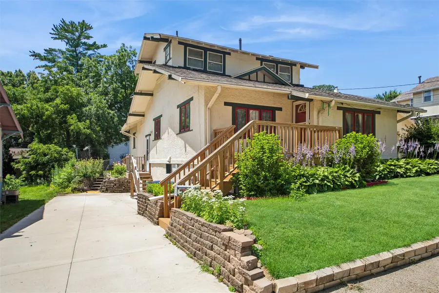 3828 Hunter Avenue, Des Moines, IA 50311 - #2