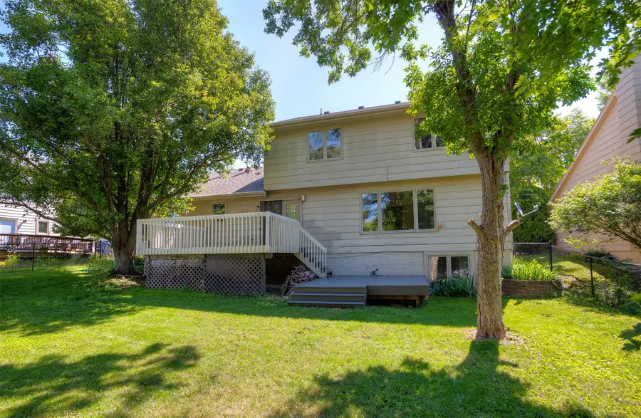 4616 93rd Street, Urbandale, IA 50322 - #2