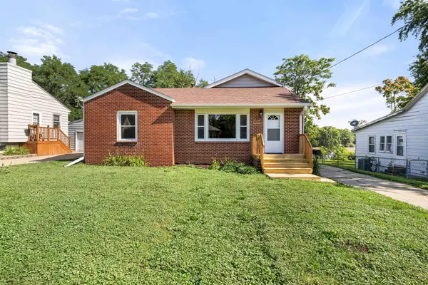 6001 Snyder Avenue, Des Moines, IA 50322