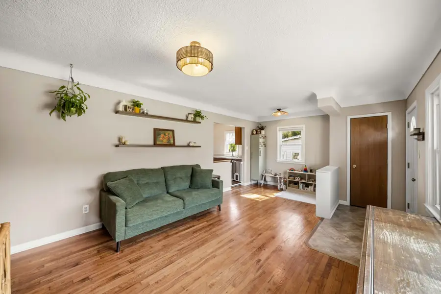 6001 Snyder Avenue, Des Moines, IA 50322 - #2