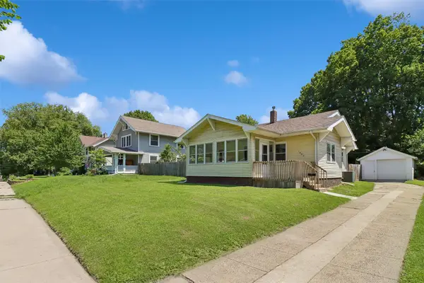 1805 E 12th Street, Des Moines, IA 50316