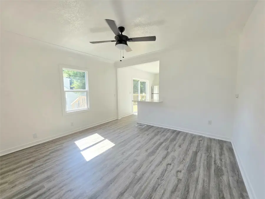 804 Philip Street, Des Moines, IA 50315 - #2