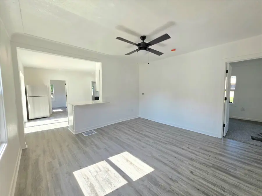 804 Philip Street, Des Moines, IA 50315 - #3