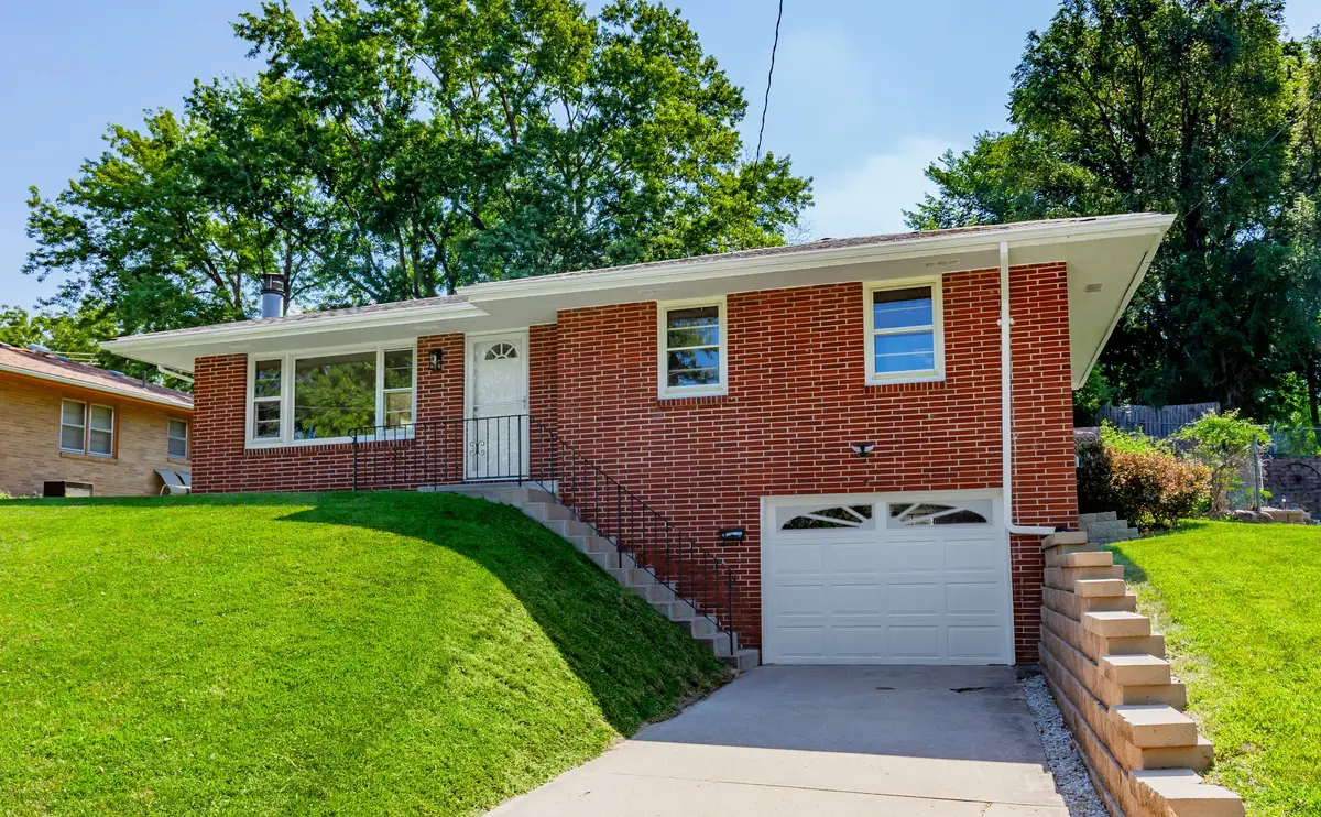 3205 Fairlane Drive, Des Moines, IA 50315 - #1