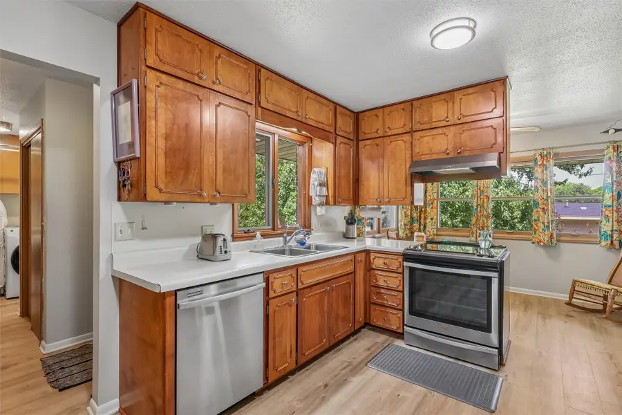 416 N 11th Street Place, Adel, IA 50003 - #3