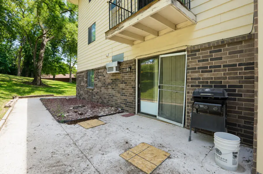 1831 Fuller Road #9, West Des Moines, IA 50265 - #2