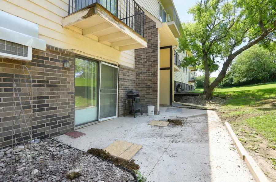 1831 Fuller Road #9, West Des Moines, IA 50265 - #3