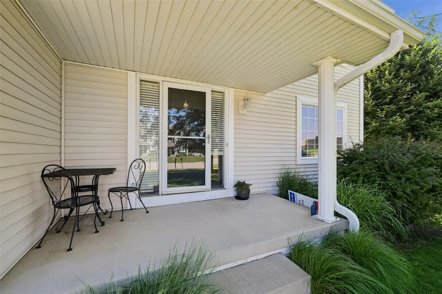 5901 NW 94th Street, Johnston, IA 50131 - #2