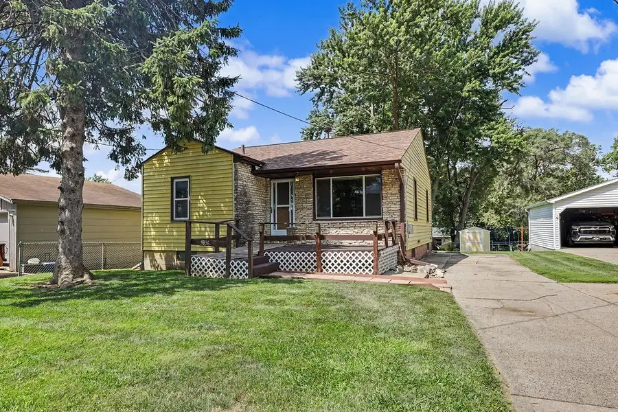 5936 SW 2nd Street, Des Moines, IA 50315 - #2