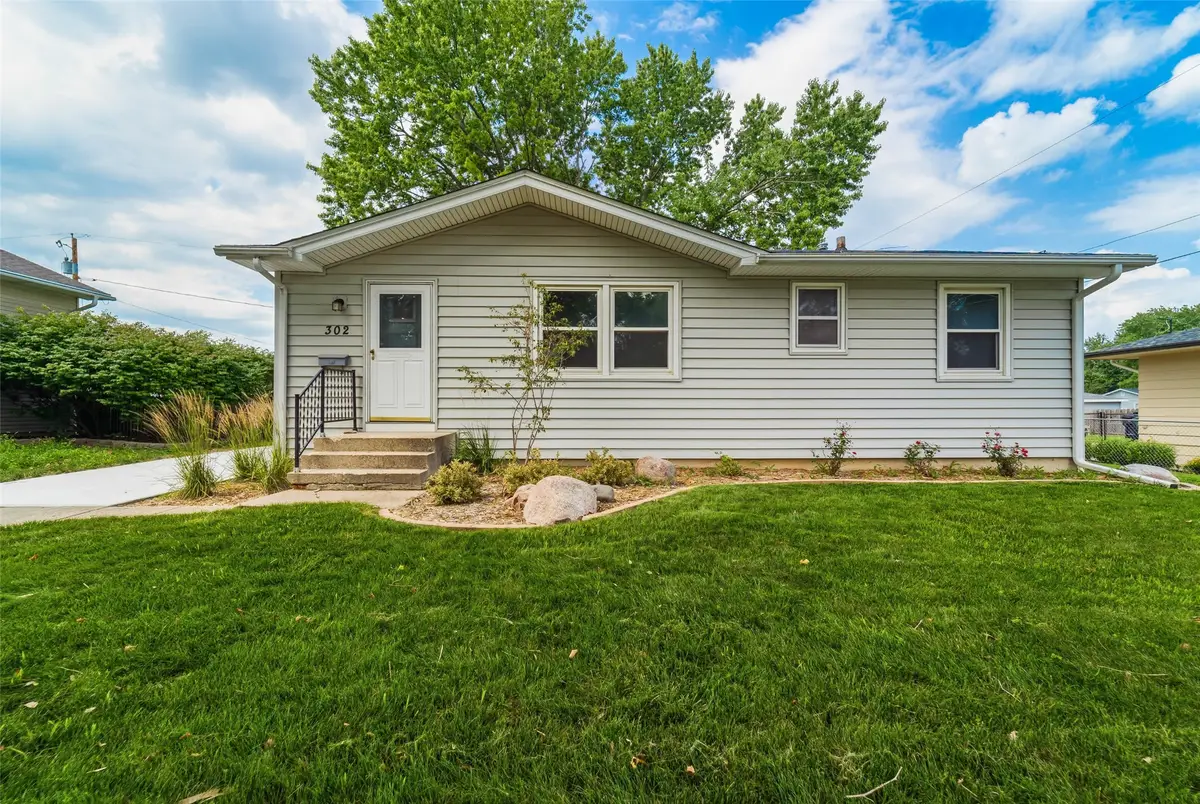 302 NE 6th Street, Ankeny, IA 50021 - #1