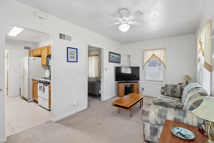 4032 56th Street, Des Moines, IA 50310 - #3
