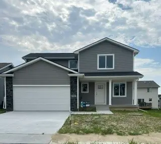 706 NE Oak Ridge Drive, Ankeny, IA 50021