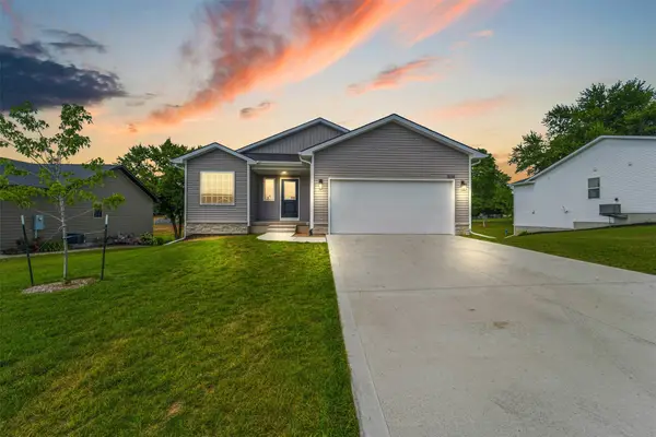 509 17th Avenue E, Oskaloosa, IA 52577