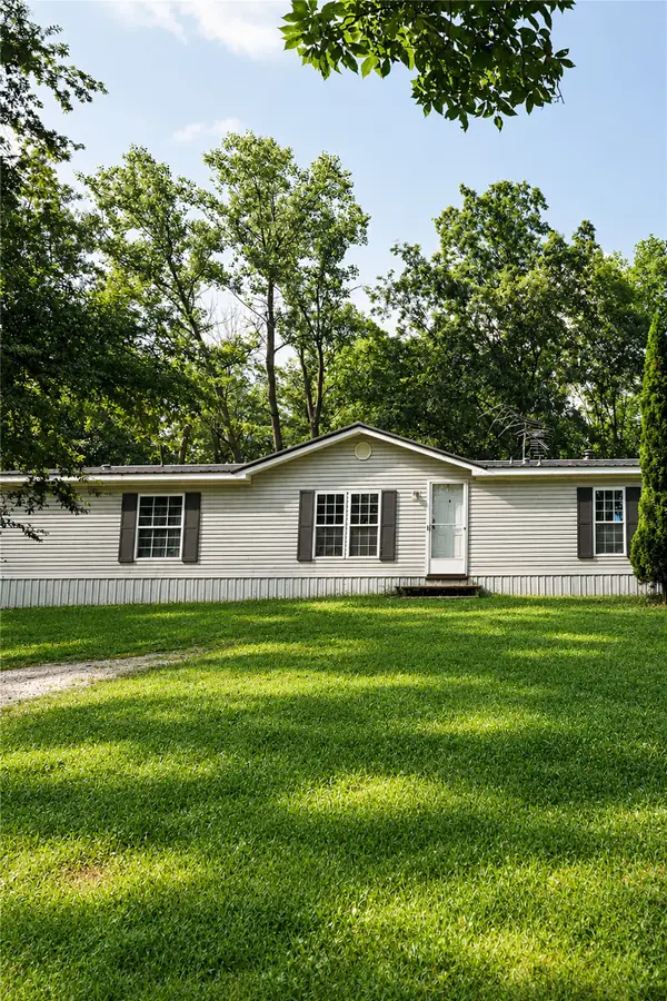 18187 150th Street, Eddyville, IA 52553