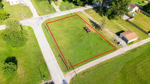 120 Woodlawn Street, Maxwell, IA 50161