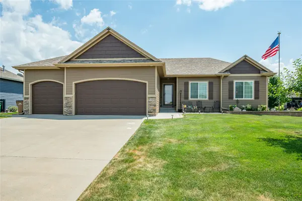 1380 E Pine Ridge Drive, Polk City, IA 50226