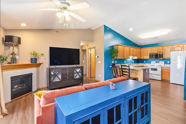 701 SE Dovetail Road #12, Grimes, IA 50111