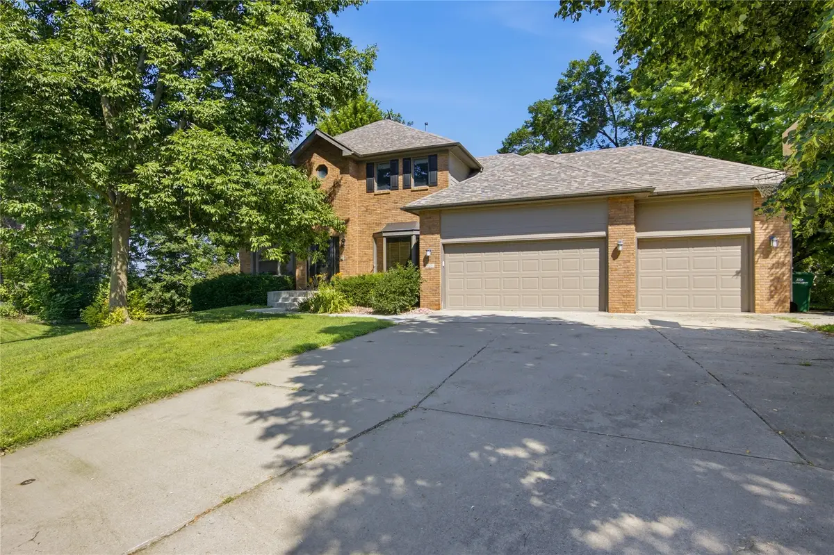 901 NW Campus Ridge Court, Ankeny, IA 50023 - #1