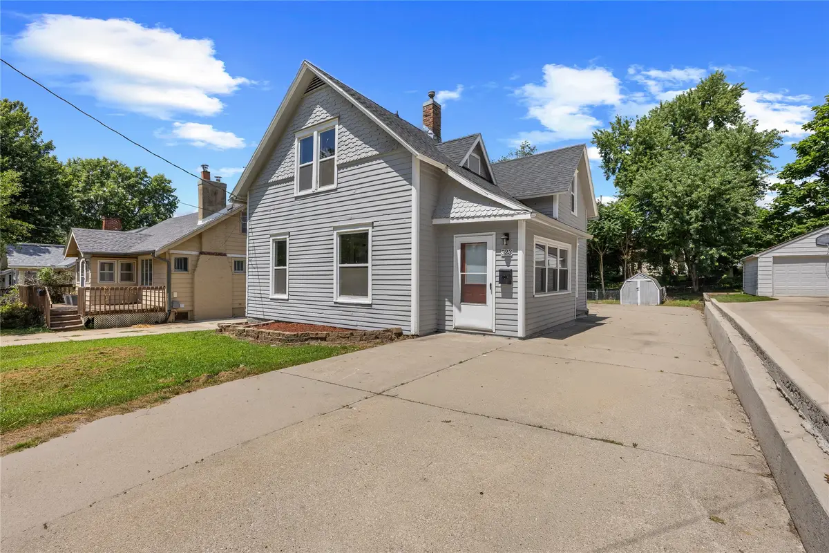 523 Virginia Avenue, Des Moines, IA 50315 - #1
