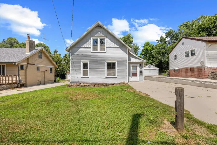 523 Virginia Avenue, Des Moines, IA 50315 - #2
