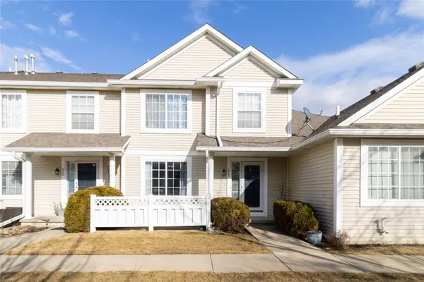 9235 Greenspire Drive #11, West Des Moines, IA 50266