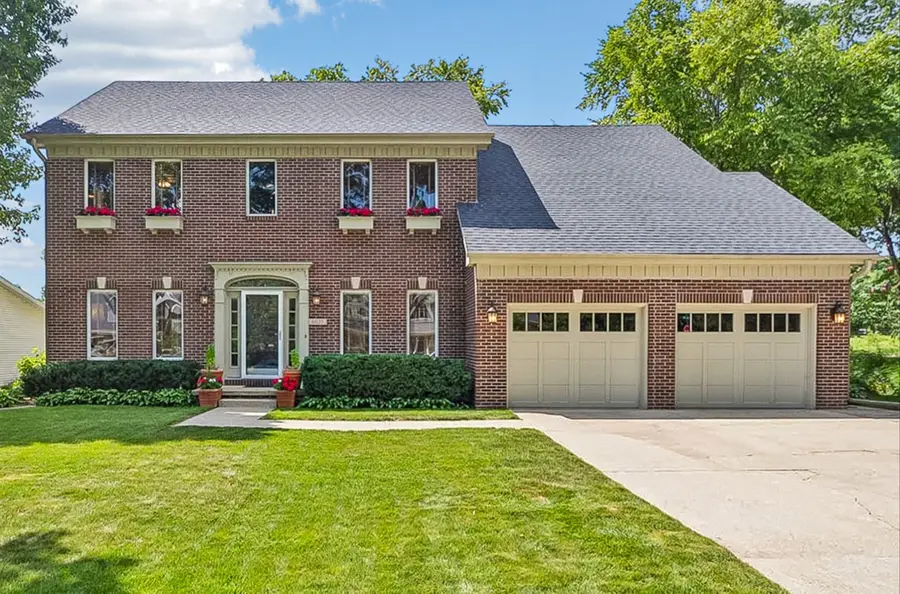 6035 Nottingham Drive, Johnston, IA 50131 - #2