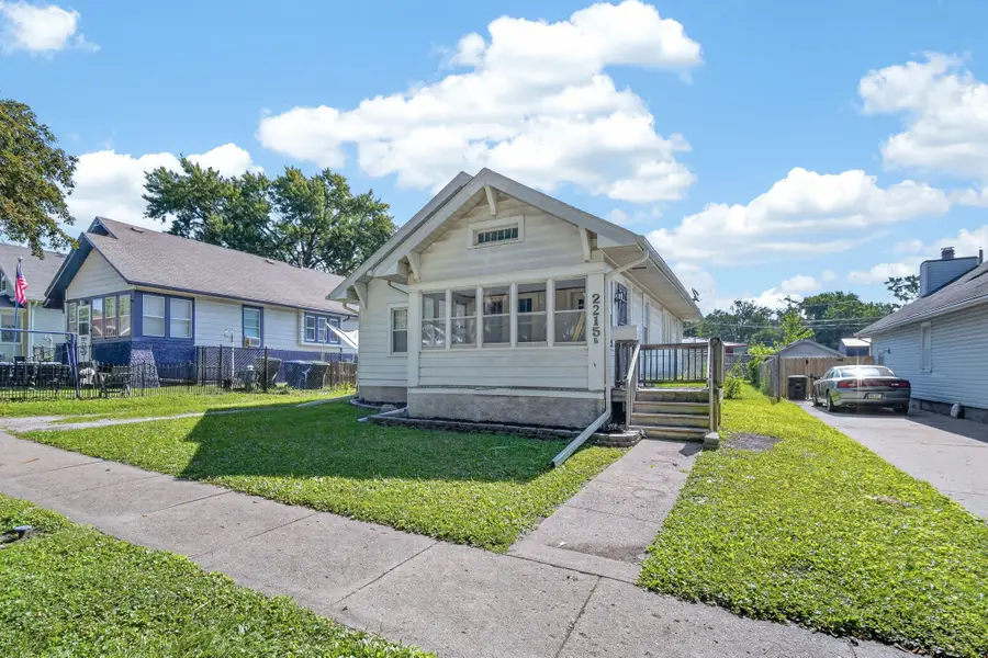 2215 York Street, Des Moines, IA 50316 - #2