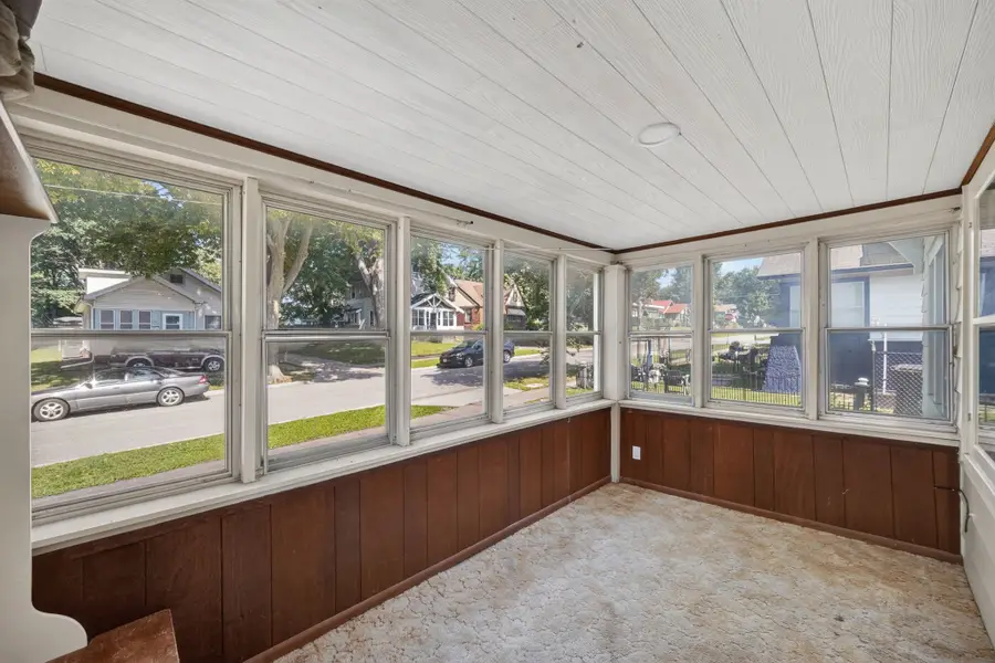 2215 York Street, Des Moines, IA 50316 - #3