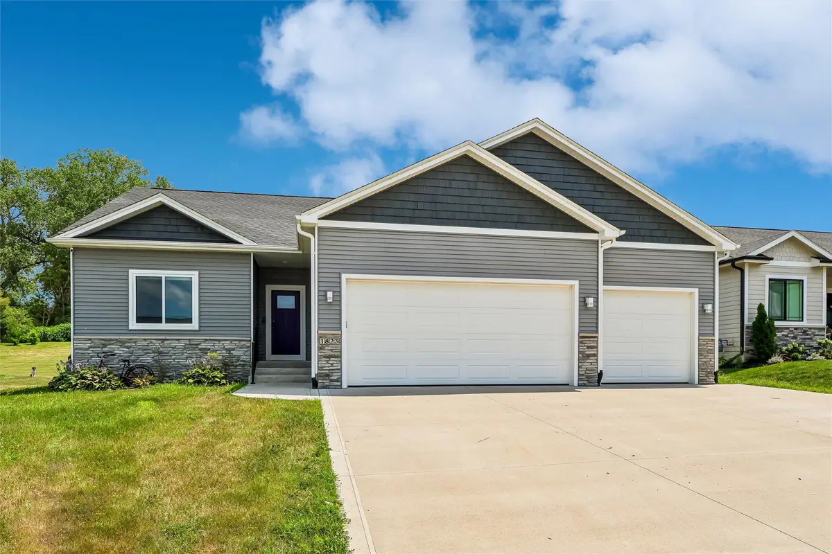 1823 Crabapple Lane, Granger, IA 50109 - #1