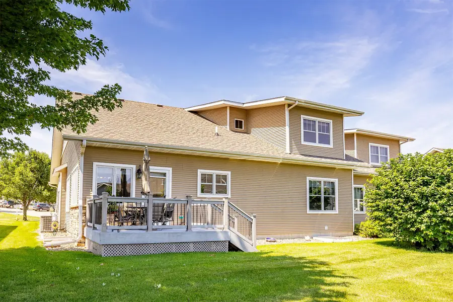 1665 SE Holiday Crest Circle, Waukee, IA 50263 - #3
