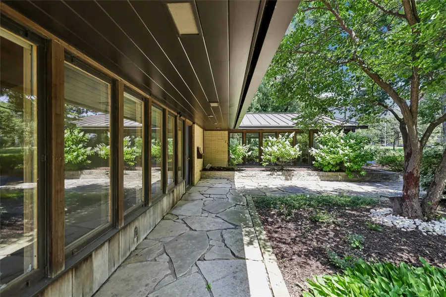 134 37th Street, Des Moines, IA 50312 - #2