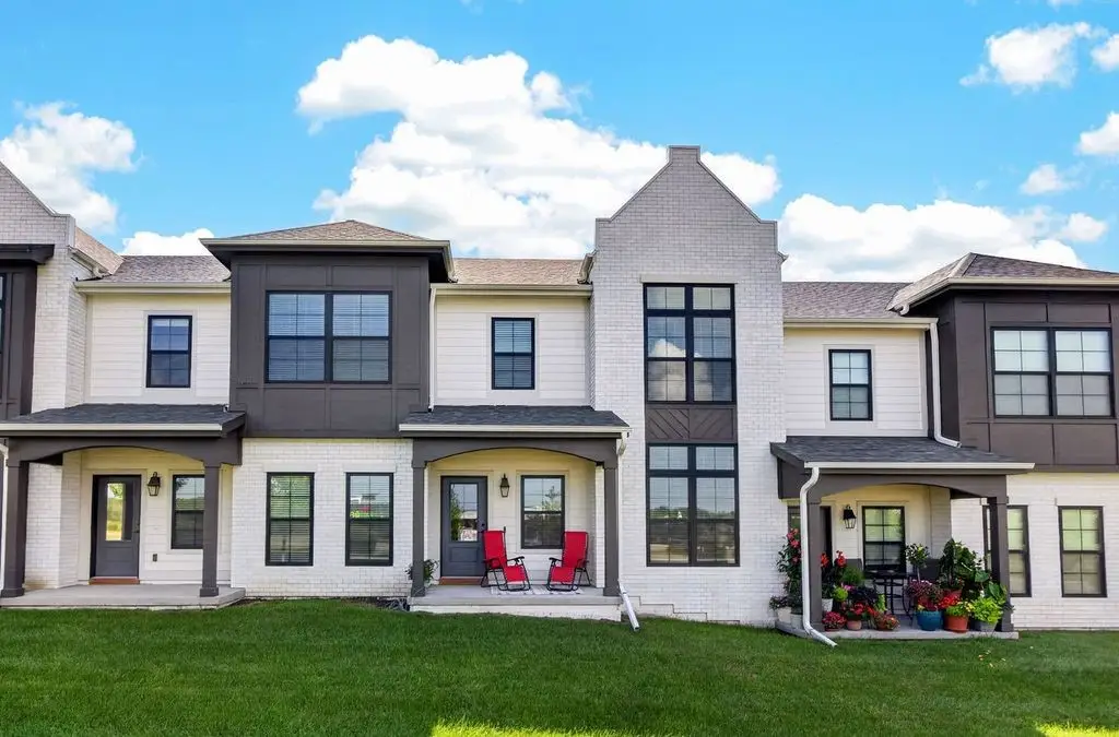 14142 Wilden Drive, Urbandale, IA 50323 - #1