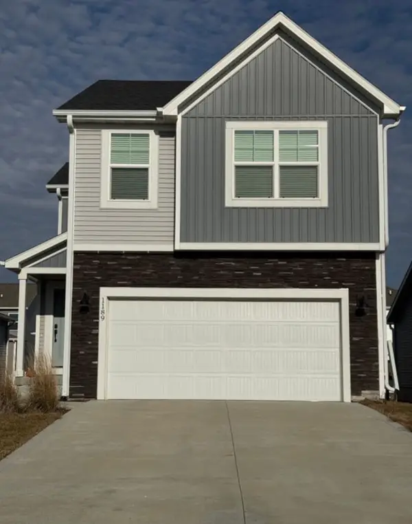 1189 NW Yorktown Drive, Waukee, IA 50263