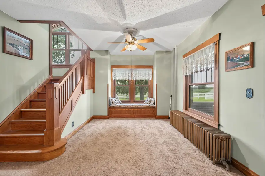 524 E 60th Street N, Newton, IA 50208 - #3