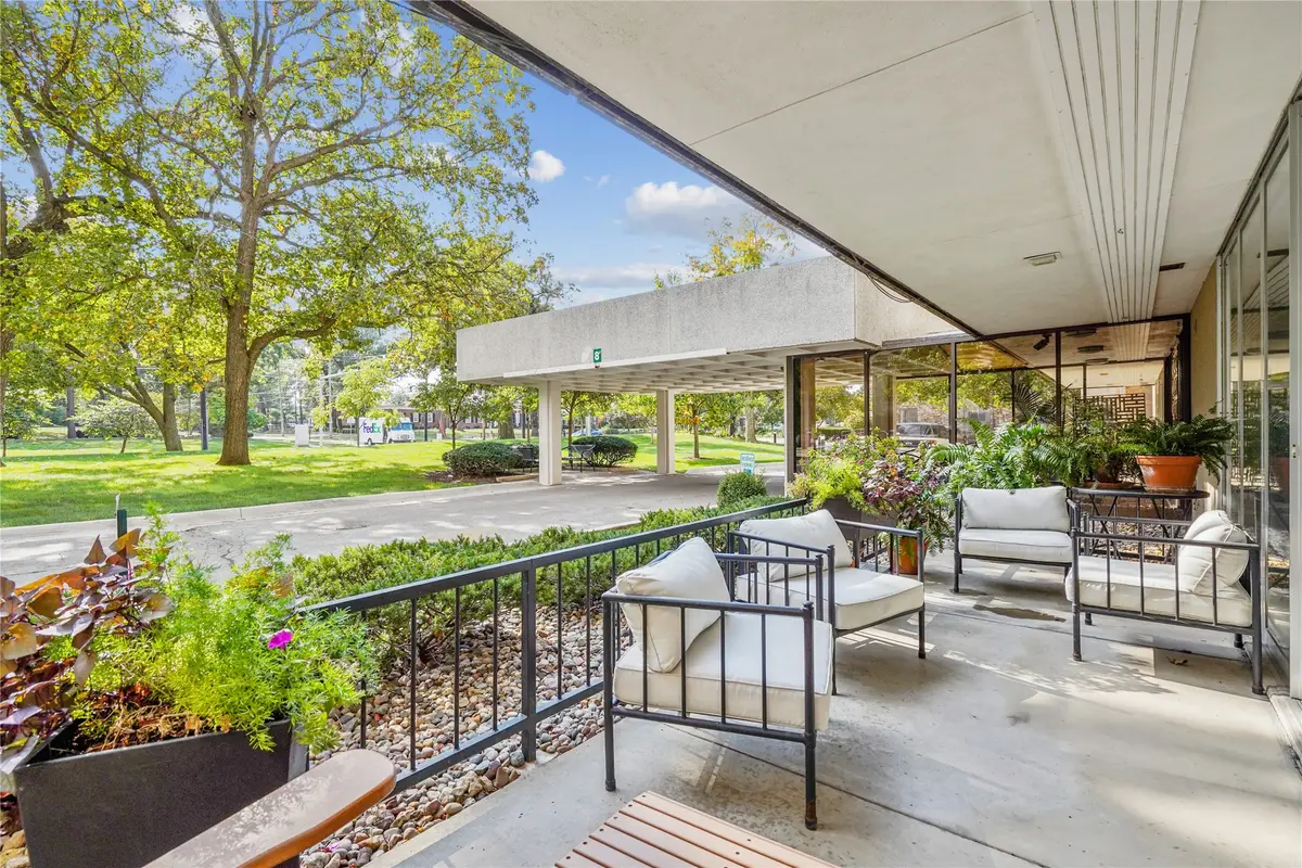 3663 Grand Avenue #104, Des Moines, IA 50312 - #1