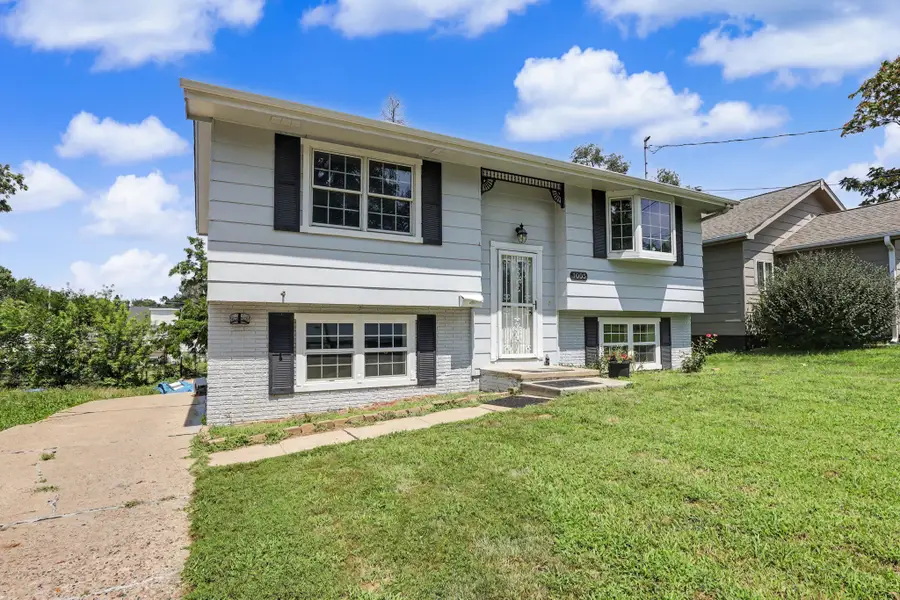 1005 Geil Avenue, Des Moines, IA 50315 - #2